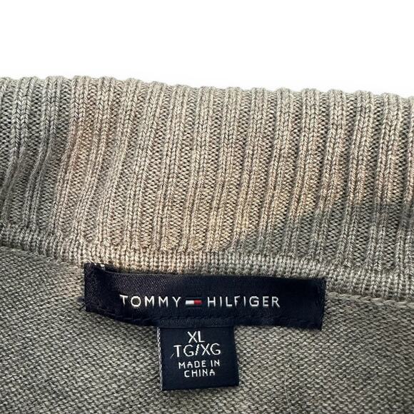 Tommy Hilfiger Women's 3/4 Sleeve Turtleneck Sweater Size XL Gray Striped Hem - Picture 5 of 9